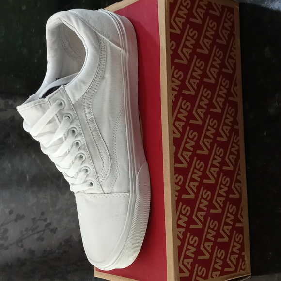 Vans white sneakers for men's size 11 - Picture 5 of 11